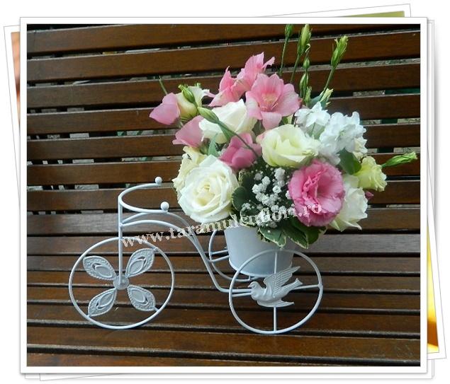 Biciclete cu flori.7115